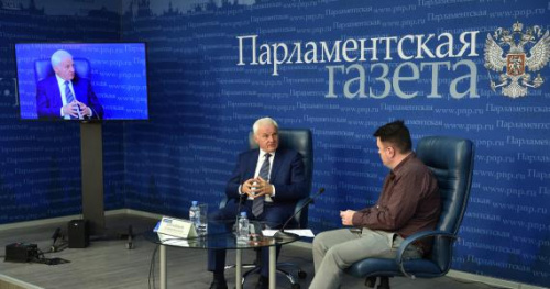 В ПРЕСС-ЦЕНТРЕ ПАРЛАМЕНТСКОЙ ГАЗЕТЫ ПРОШЛО ВИДЕОИНТЕРВЬЮ С ВЛАДИМИРОМ НИКОЛАЕВИЧЕМ ПЛОТНИКОВЫМ