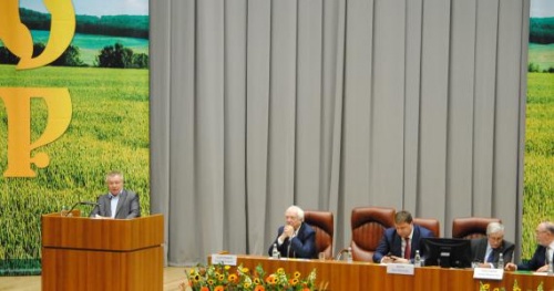 ГОВОРЯТ ФЕРМЕРЫ: НУЖНО ЭФФЕКТИВНЕЕ ИСПОЛЬЗОВАТЬ ПОТЕНЦИАЛ СИБИРИ