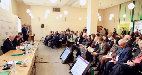 КОНТАКТЫ РОСАГРОЛИЗИНГ ПРОДОЛЖИТ ПОДДЕРЖКУ ФЕРМЕРОВ
