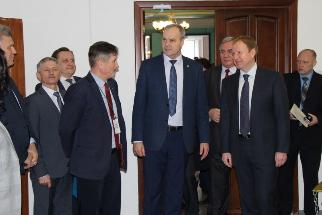 Губернатор Виктор Томенко: Использование современных достижений науки - залог успешной работы агропромышленного комплекса Алтайского края