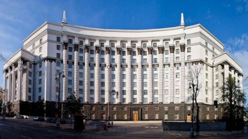 Кабмин распределил полномочия по обращению с животными между профильными ведомствами.