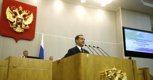 ДМИТРИЙ МЕДВЕДЕВ ЗАЯВИЛ, ЧТО ЗАДАЧИ ПО ОБЕСПЕЧЕНИЮ СЕЛА ГСМ БУДУТ РЕШЕНЫ